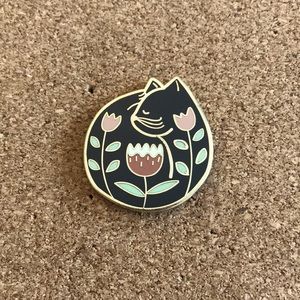 Justine Gilbuena floral cat hard enamel pin